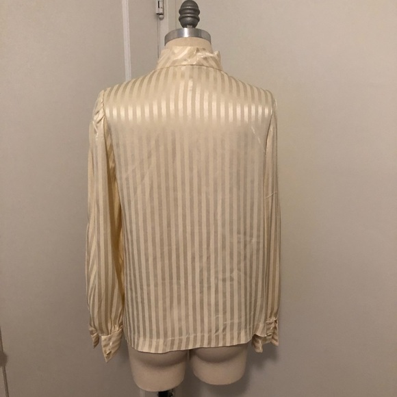 Vintage Holt Renfrew blouse - Picture 5 of 8